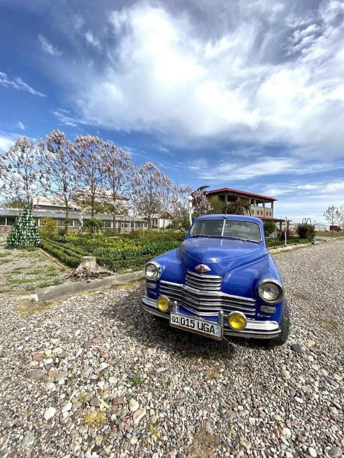Uzumfermer Hotel & Winery Tashkent Esterno foto