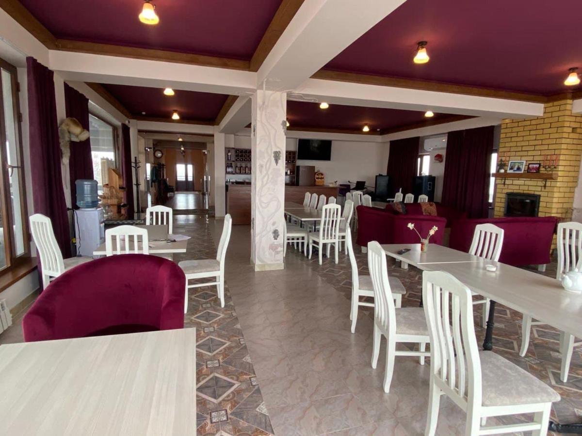 Uzumfermer Hotel & Winery Tashkent Esterno foto