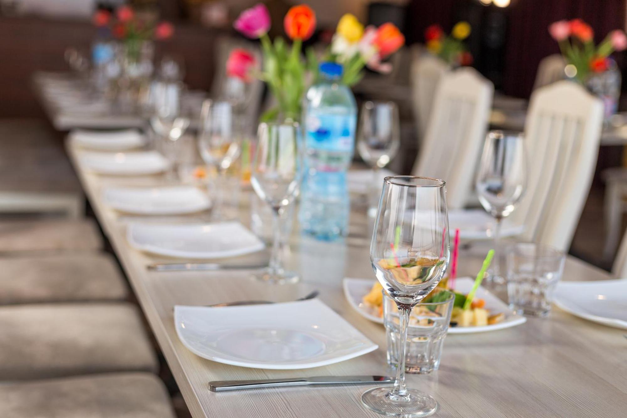 Uzumfermer Hotel & Winery Tashkent Esterno foto